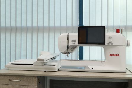 Picture of Bernina B990 Sewing & Embroidery Machine 