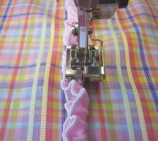 bernina-edgestitch-foot-10c