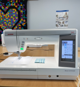 Janome Memory Craft 9450QCP Sewing Machine